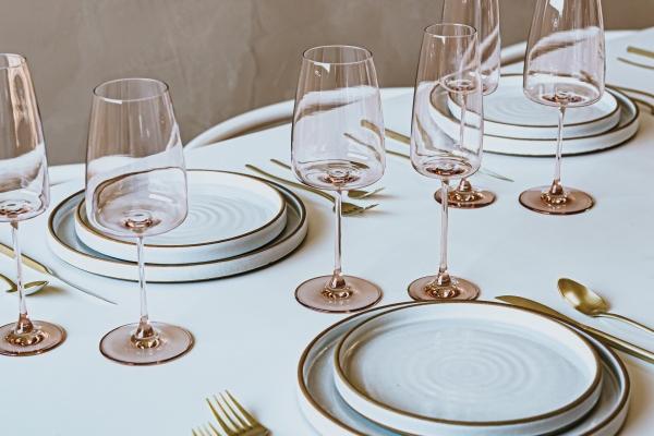 2023年属狗女必发生的好事 桃花旺盛 感情顺利