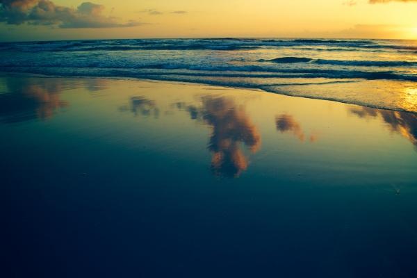 端午节出生的克父母是真的吗,端午节出生命运如何