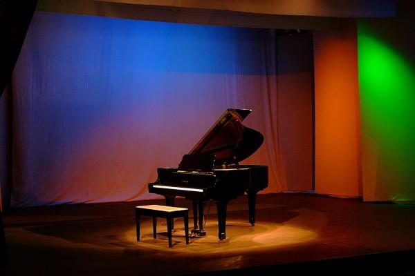 属兔是几几年出生的 兔宝宝出生年份对照表