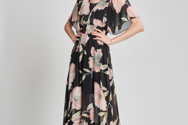 2011年出生的兔年今年的运势 本命年运程详解