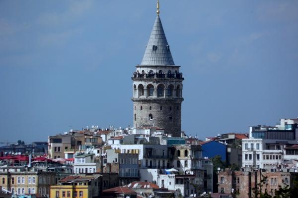 属鼠2023年宜跳槽吗，工作中有哪些注意事项