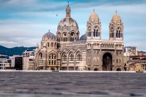 属马2023年5月运势解析，事业上升注意防小人