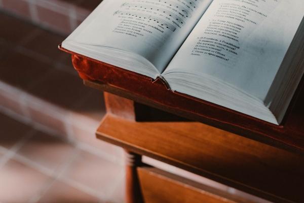 属龙女本命年可以结婚吗 据个人命数情况而定