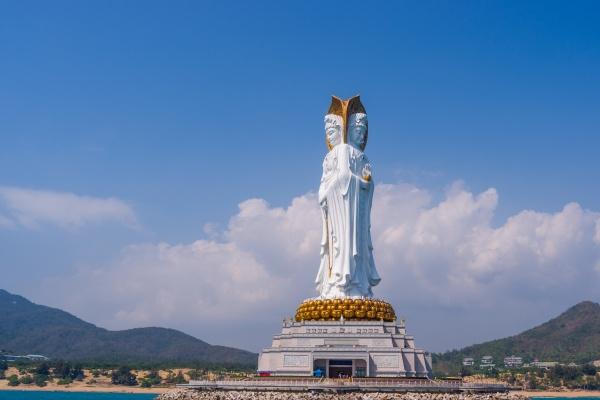 "情感天固!这四大生肖拥有无敌魅力,让你成为对方心中唯一!"