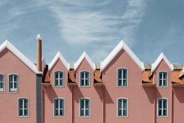 "爱情逆袭:得不到你反而更爱你!这4个生肖天生逆袭情人!"