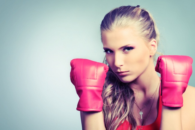 "冲动掌控心房!揭示四大生肖男中最容易被感情冲动驱使的情感热血男子!"