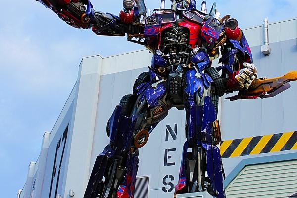 "暧昧无敌!四大生肖女教你成为吸引力爆表的迷人魅力派!"