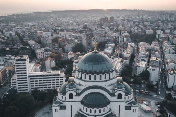 2024年8月事业运财运贵人运最旺的生肖 幸运儿是龙蛇马