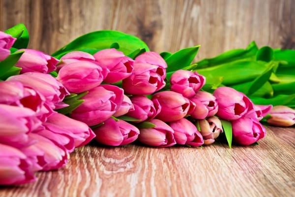 属龙人一生发财的年龄，属龙人什么时候走发财运