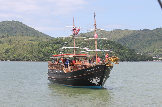 属狗2023年9月运势详解，贵人运强劲事业回升