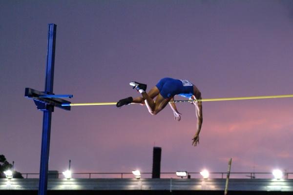 羊男配马女婚姻状况 羊马要小心烂桃花