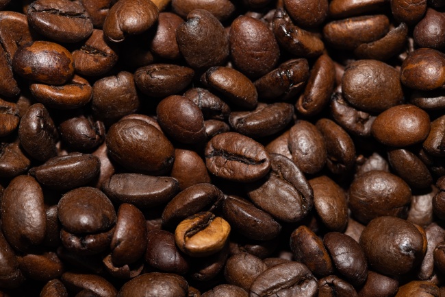 本命年谁给买一身红 本命年穿红习俗