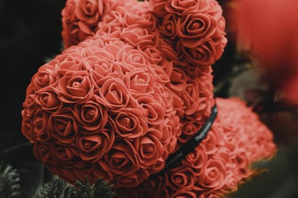 76年属龙人2024年幸运颜色与数字，如何催旺运势