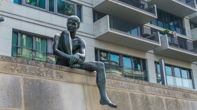 2015年属羊人2024年运势及运程男，15年9岁生肖羊2024年全年运势详解