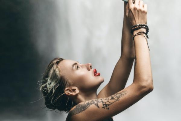 2024年属羊运势 龙年属羊人年运解析