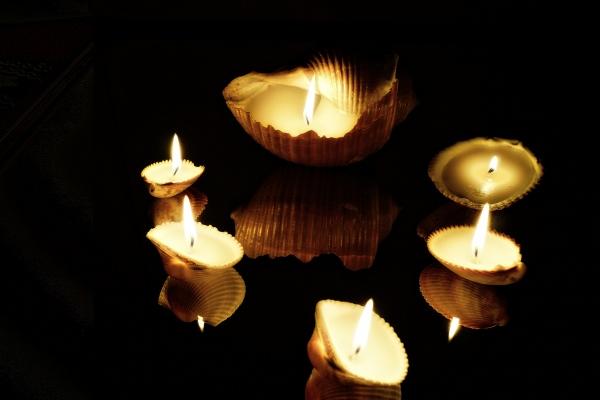 龙可以在本命年结婚吗女 2000年属龙女正缘何时来到