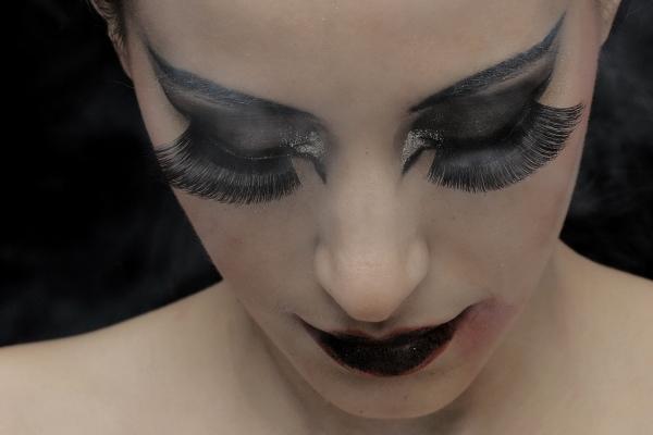 12生肖2024年正月十二打牌赢钱财神方位