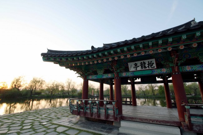 2024年龙年本命年戴什么首饰 带来好运和保护