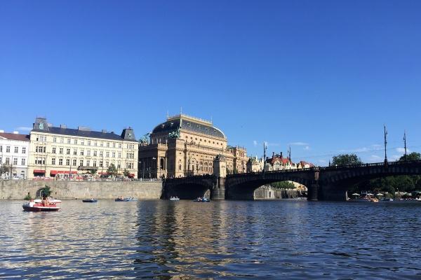 2024金榜题名的女生肖有谁 学业好的属相有哪些