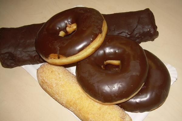 属龙开什么品牌车最旺 属龙的什么时候买车好吉利