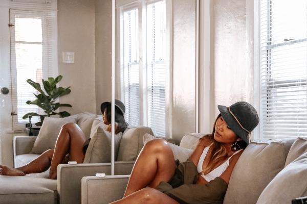 1983年女感情运势