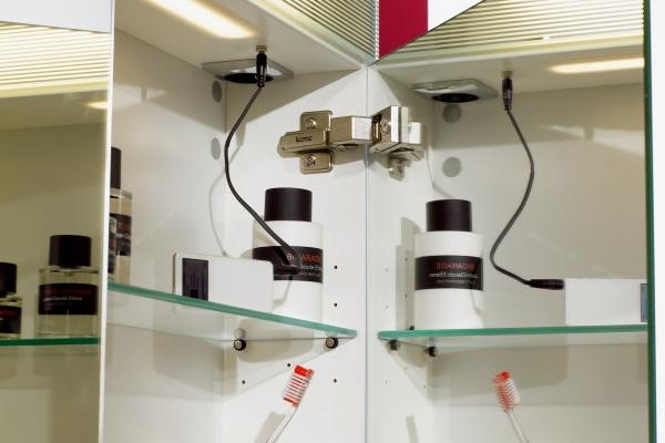 1996年鼠是什么命五行属什么