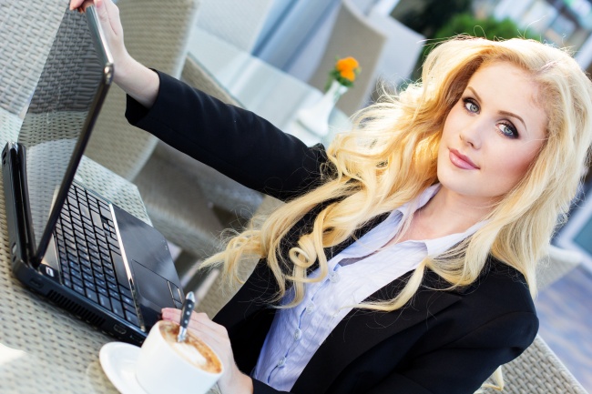 1994年属狗人最难熬年龄