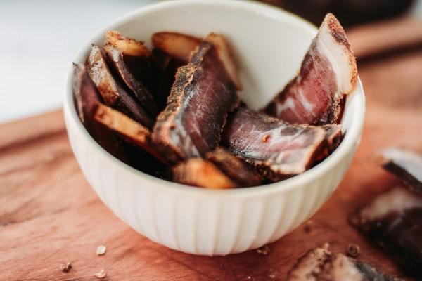 属鼠人注定纠缠生肖