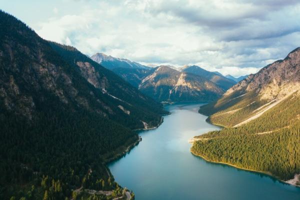 72年属鼠53岁有一灾2025