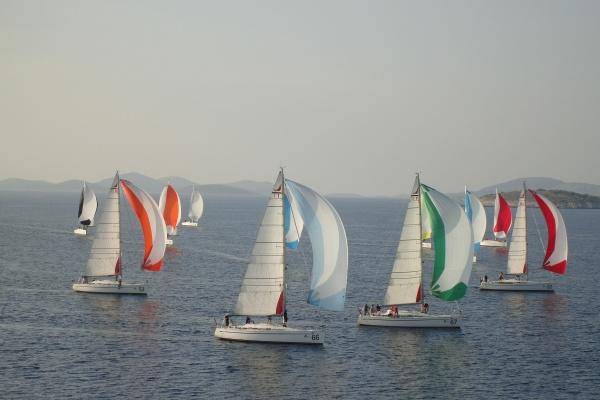 87年属兔女2025年运势