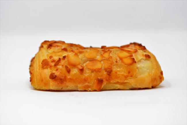 77年属蛇48岁大劫