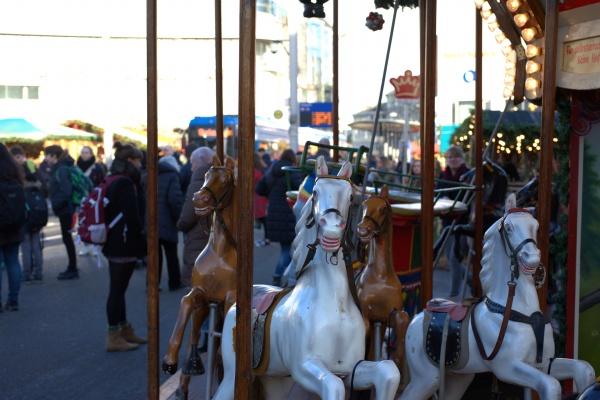 属鼠人在2025蛇年运气如何