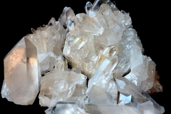 属蛇哪一年有子女缘