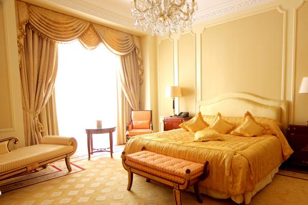 属龙2025年有大祸缠身