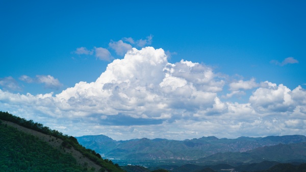 梦见别人给我东西吃有什么征兆