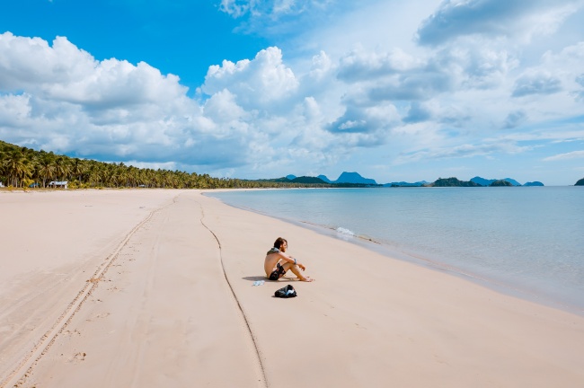 哪些属蛇人不能穿红色，哪年出生的属蛇人不能穿红色