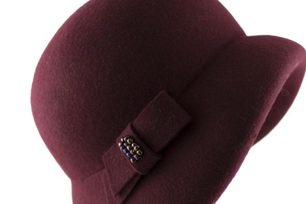 梦到在学校食堂吃饭怎么回事