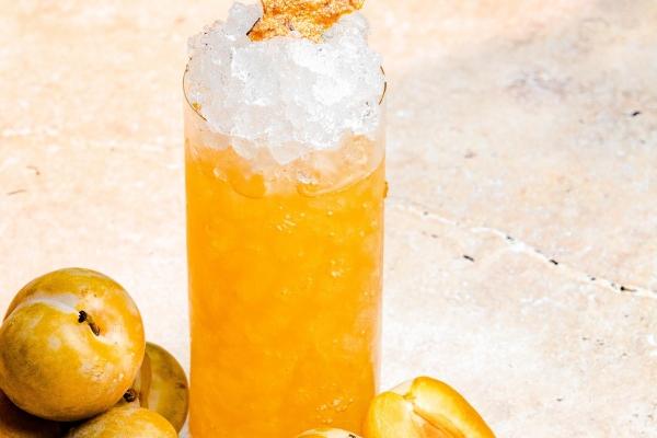 梦见与异性牵手有什么含义