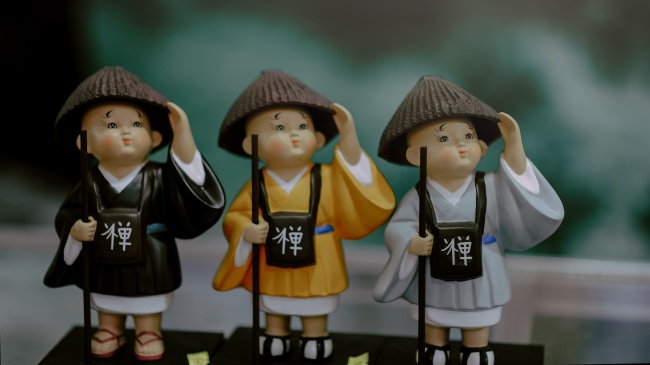 00年龙2025年有三喜