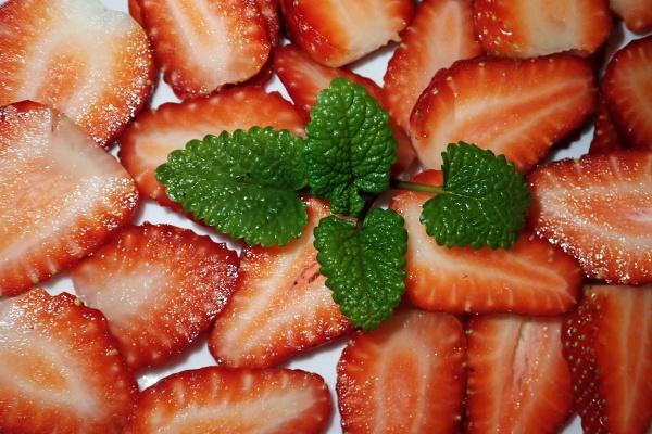 2025年属鸡孽缘生肖是谁，属鸡人最忌讳什么属相