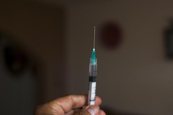 梦到了在水里找东西怎么说