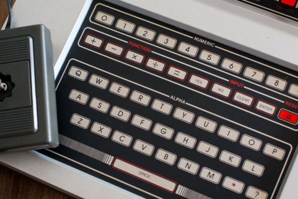 梦到和过世的人聊天什么预兆