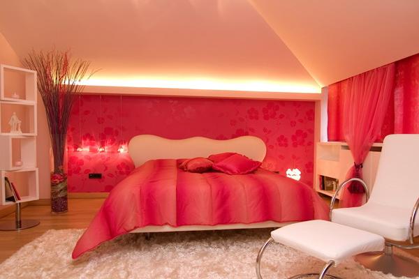 靠女性来养活的生肖男人