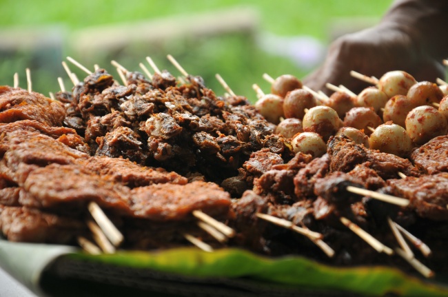 属鼠人必须警惕一人