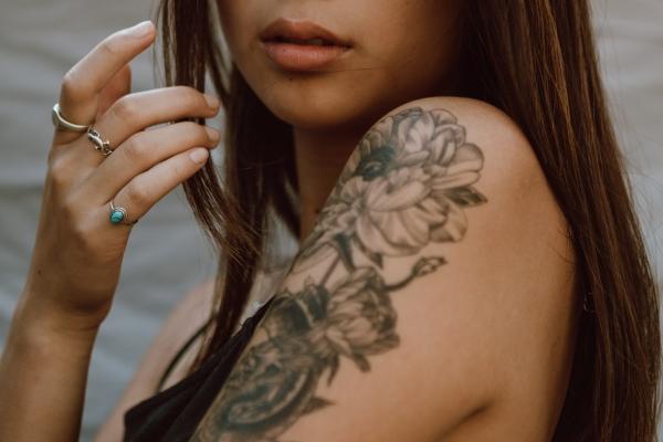 男兔比女蛇大2岁好不好