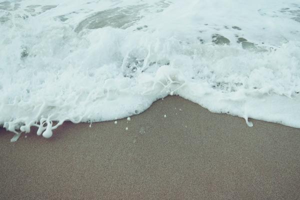 梦见朋友高空坠落是吉兆吗?