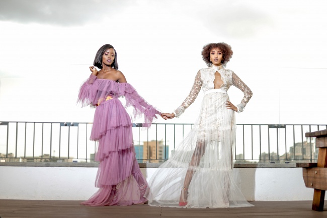 梦见抱老太太怎么样