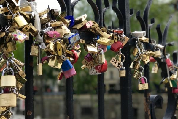 梦到了自己变凤凰是什么意思