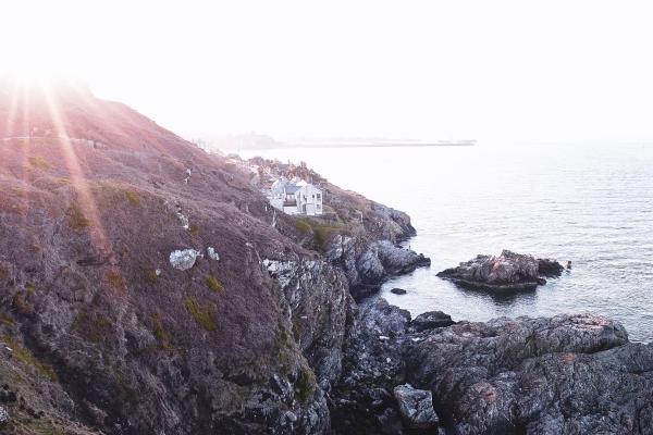 梦到了海边走有何寓意