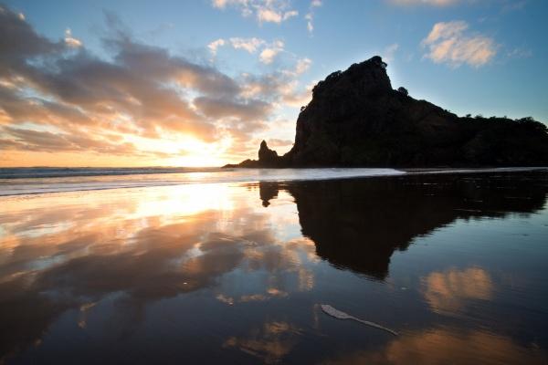 梦到了红木门会是什么预兆